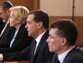 Дмитрий Медведев: Цены на лекарства в России в 2015 году вырастут на 20%